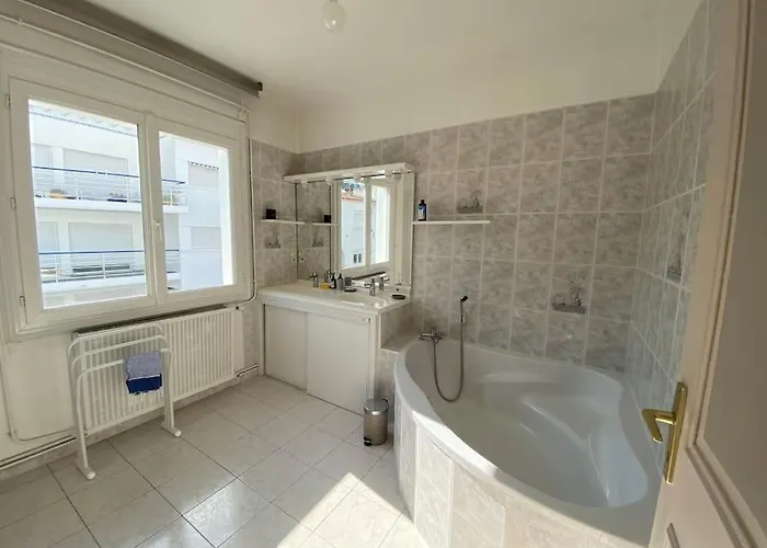 Maison Entre Marche Et Plages De Feriehus Royan